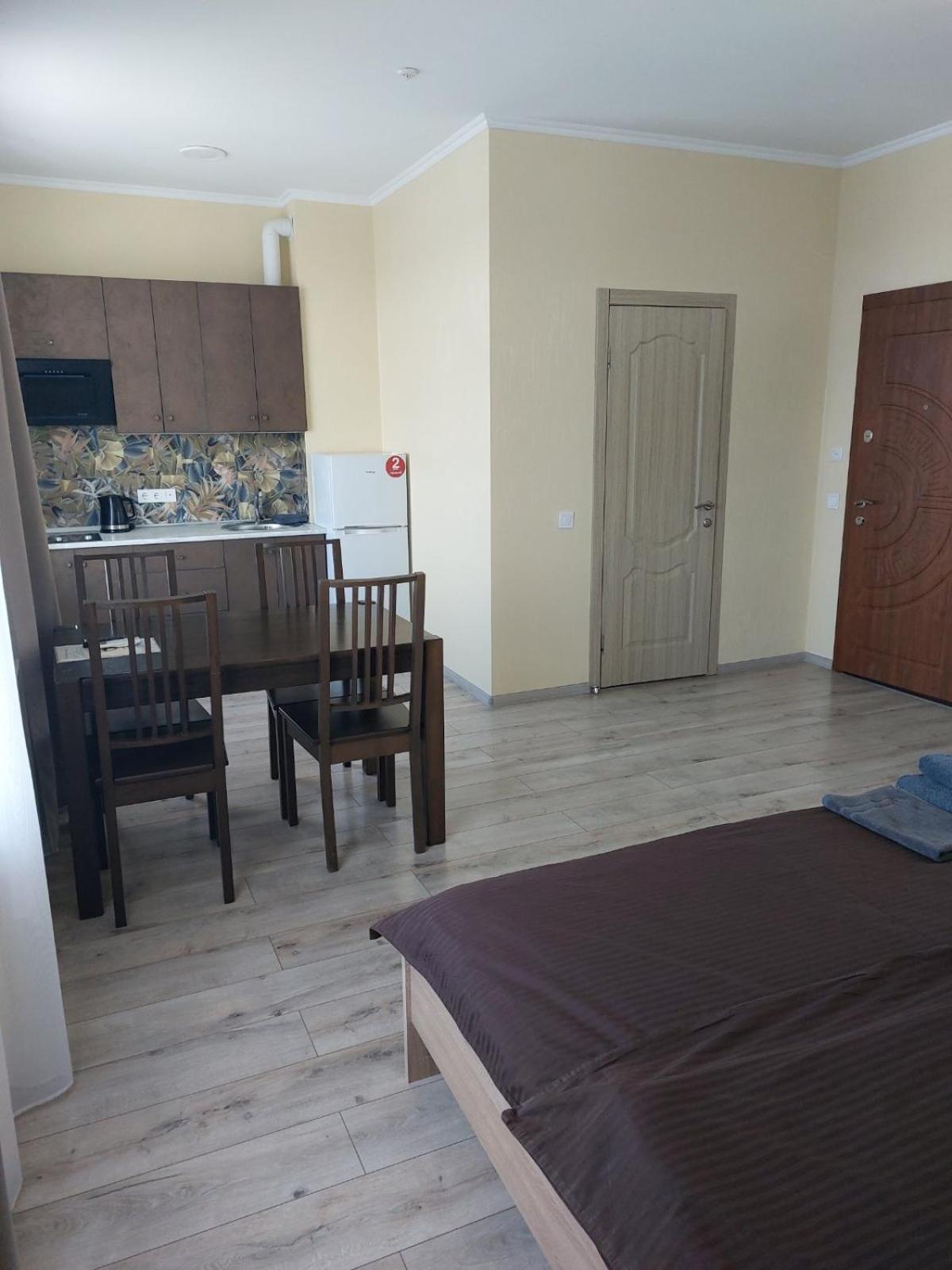 Сity Business Apart โครโปนิตสกี ภายนอก รูปภาพ